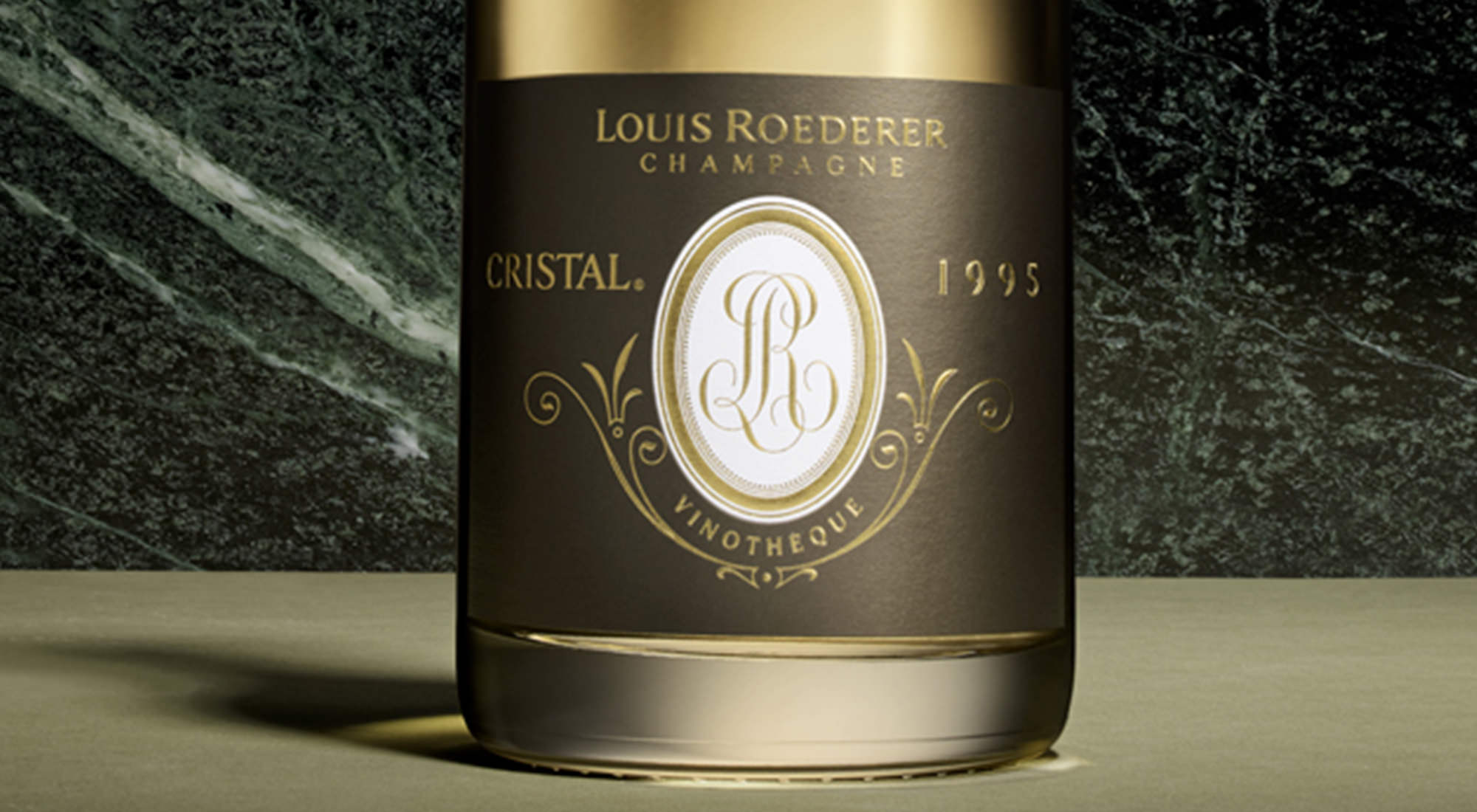 louis_roederer_cristal_1995_vinotheque_champagne_glugulp.jpg